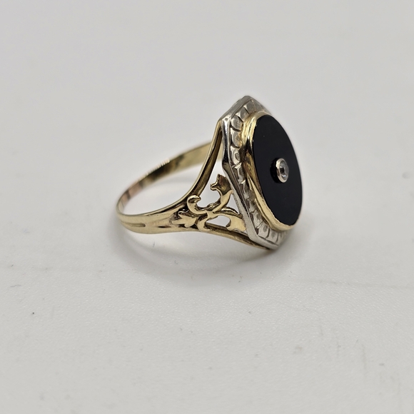 1940s Mid Century Black Onyx and Diamond 2 Tone White & Yellow Gold Ring Size 6 - Picture 6 of 10